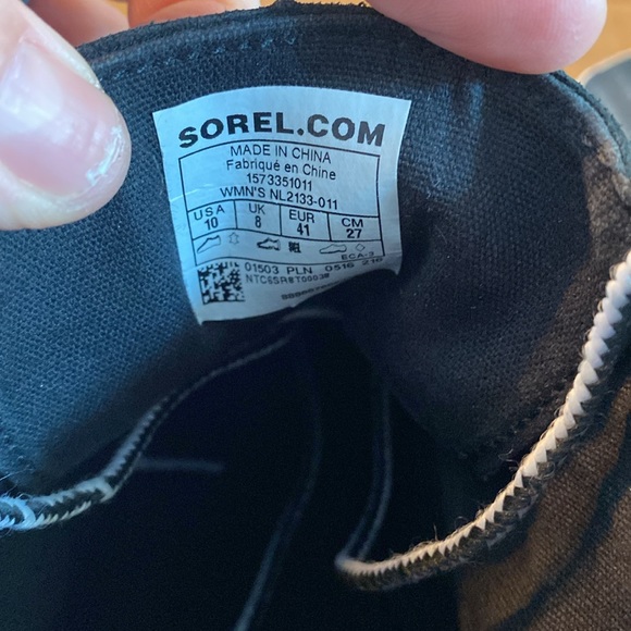 Sorel Out N’ About Leather Boot 🦆 - Picture 7 of 8